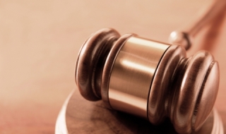 Задържани за лихварство остават зад решетките