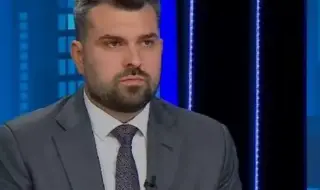 Георг Георгиев: Колегите се опитаха с външнополитически прийоми да кърпят дупки във вътрешната политика