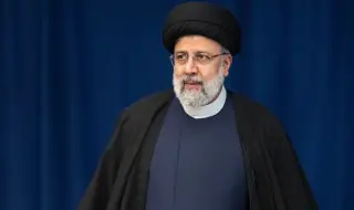 Смъртта на иранския президент ще разчисти пътя на сина на аятолах Али Хаменей
