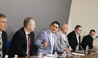 Отцепниците от ИТН вече са подали заявления за напускане на парламентарната група