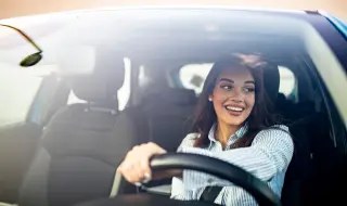 Защо е разумно да шофираш като жена