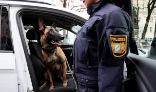 Няколко ранени след нападение с нож в автобус в Германия