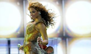 Бионсе си показа голямото дупе (СНИМКИ)