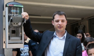 Делян Добрев: Промяна в акцизите може да намали цените на горивата