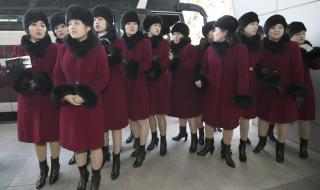 Армията от красавици на Северна Корея (СНИМКИ)