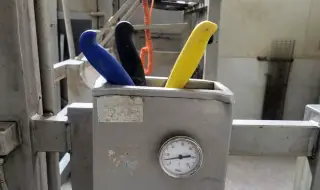 БАБХ спря месодобивно предприятие в Лесидрен заради плесен и куп нарушения