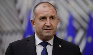 Радев: България отстоява позицията си за РСМ, проблемът засяга ценностите на ЕС