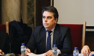 Асен Василев предупреди за високи цени следващите години