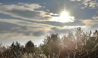 Променлива облачност, термометърът стига до 30 градуса