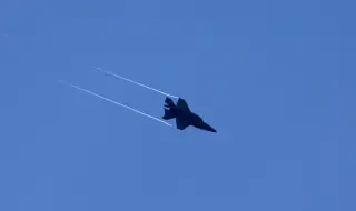 Опасно сближаване между изтребител Typhoon и руски самолет Ан-30 в Сирия