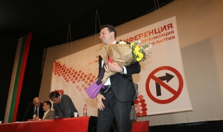 Калоян Паргов е преизбран за председател на БСП-София