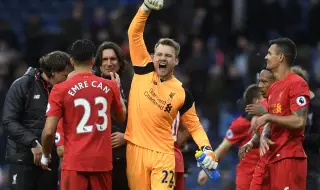 Симон Миньоле слага край на футболната си кариера: Легендарният вратар на Ливърпул и Белгия се сбогува с терена