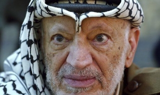 11 ноември 2004 г. Умира Ясер Арафат