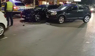 Four cars collided on the Orlov bridge VIDEO 