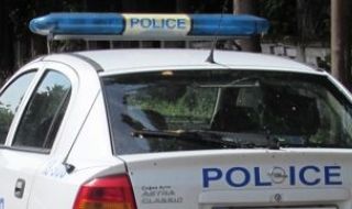 Крадец на коли припадна при преследване с полицията в София