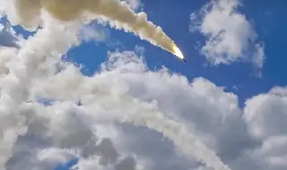 Ядрена мощ! Руската армия въведе на въоръжение междуконтиненталната балистична ракета "Булава"