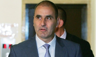 Цветанов отрече по време на мандата му незаконно да са използвани СРС-та