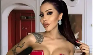 Ким Кардашиян хареса снимка в Инстаграм на БГ двойничката си