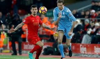 Ливърпул размаза Стоук Сити