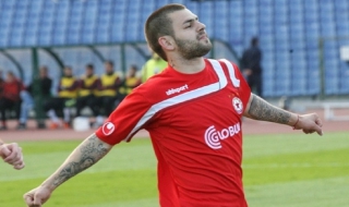 Спас Делев е "заподозрян" в запой