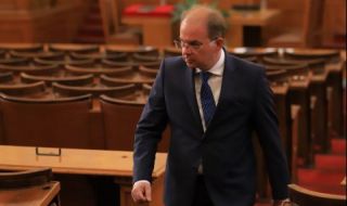 Чолаков: България е помогнала на арменци и македонци, но Калина и Киро не могат