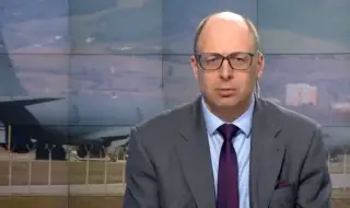Йордан Божилов: Американските самолети в София пазят източния фланг на НАТО