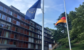 Германското посолство в САЩ в траур