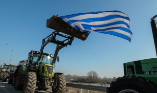 Гръцките фермери решават дали ще продължи стачката