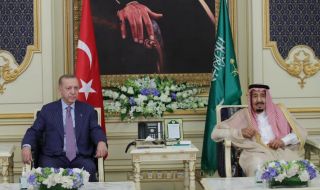 Ердоган се срещна в Рияд с крал Салман 