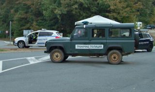 Пореден камион с мигранти задържаха край Драгоман