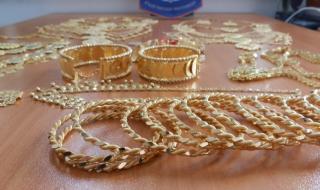 Митниците пускат 13 кг злато и сребро на търг