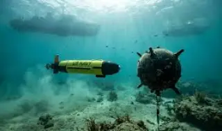 САЩ използват надводни и подводни дронове за разминиране в Ормузкия проток