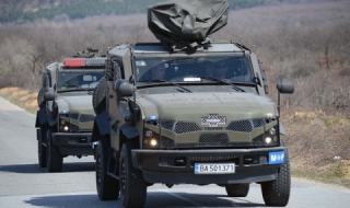 Военни обезопасяват района на взривения склад в Иганово