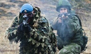 Москва праща военни части от Амурска област в Беларус