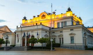 Прогноза: Кабинетът ще е ГЕРБ + Обединени патриоти