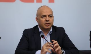 Свиленски: България не трябва да съдейства за военни действия в Украйна, ние сме в дружелюбни отношения с Русия