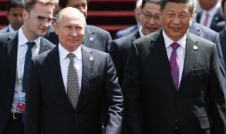 Путин зарадва Си Дзинпин с руски сладолед