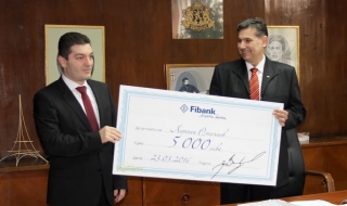 Оксфорд, Кембридж и Йейл ухажват Софийската математическа гимназия