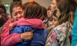 12-годишен простреля две деца в училище