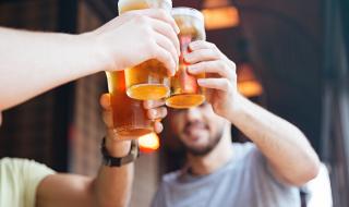 Хмелът в бирата води до импотентност при мъжете