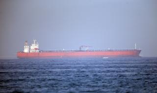 Иран задържа чуждестранен петролен танкер