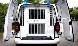 Volkswagen за превоз на престъпници