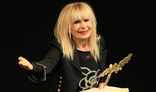 Лили Иванова се оказа фен на "Като две капки вода"