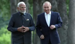Unprecedented crisis! Russia starts buying gasoline from India 