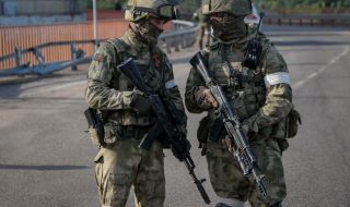 Русия търси слаби места в украинската отбрана близо до ключова река