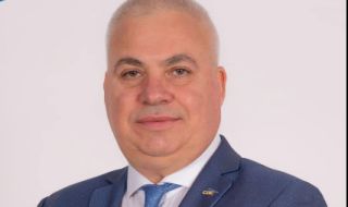 Нов депутат влиза в парламента, замества Вежди Рашидов