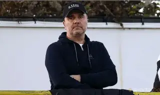 При 3:0 за Лудогорец срещу ЦСКА Цветомир Найденов публикува петел във "Фейсбук"