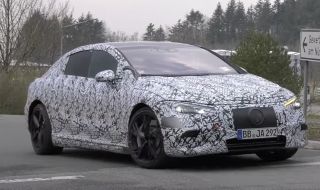 Mercedes тества нов електрически модел на Нюрбургринг (ВИДЕО)