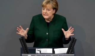 Меркел изпраща съветника си при Тръмп