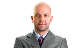 Д-р Владислав Златинов пред ФАКТИ: Имаме ветеринарни лекари на световно ниво, но са единици
